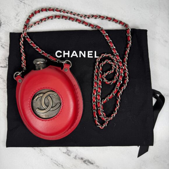 Chanel Sporran Flask Bag Coco CC Bottle Shoulder/Crossbody Chain Red Rare 2013 - Picture 3 of 16